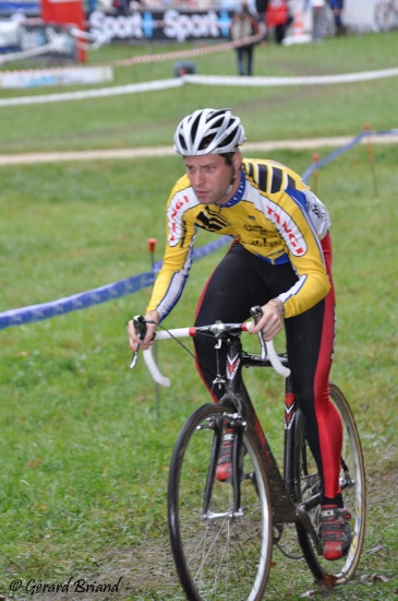 VIGNEUX  03 AVRIL (ECOLE)